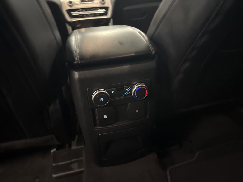 Used 2022 Ford Explorer XLT w/ Equipment Group 202A image 26