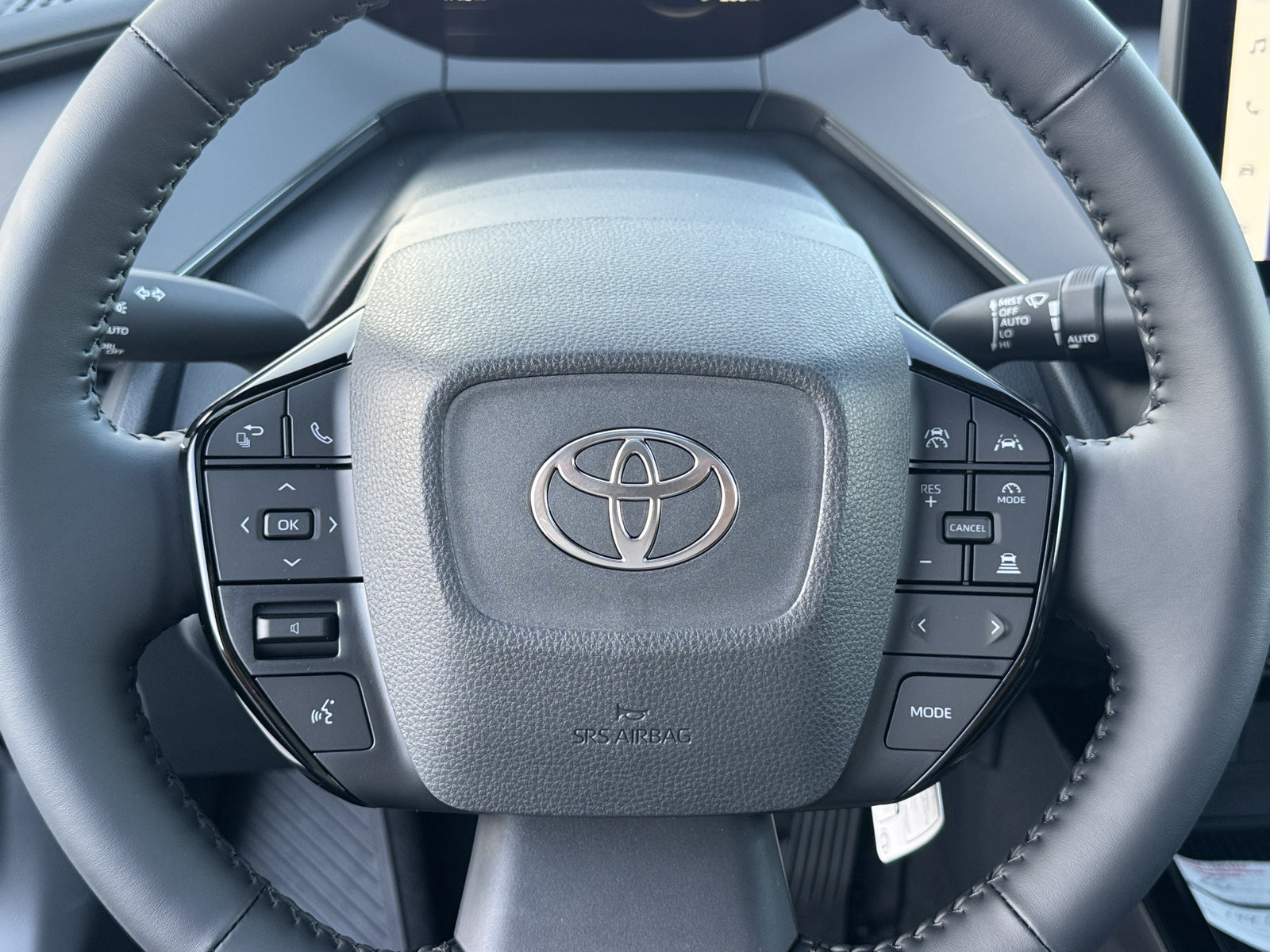 New 2027 Toyota Prius Limited w/ Limited Premium Package FWD image 21
