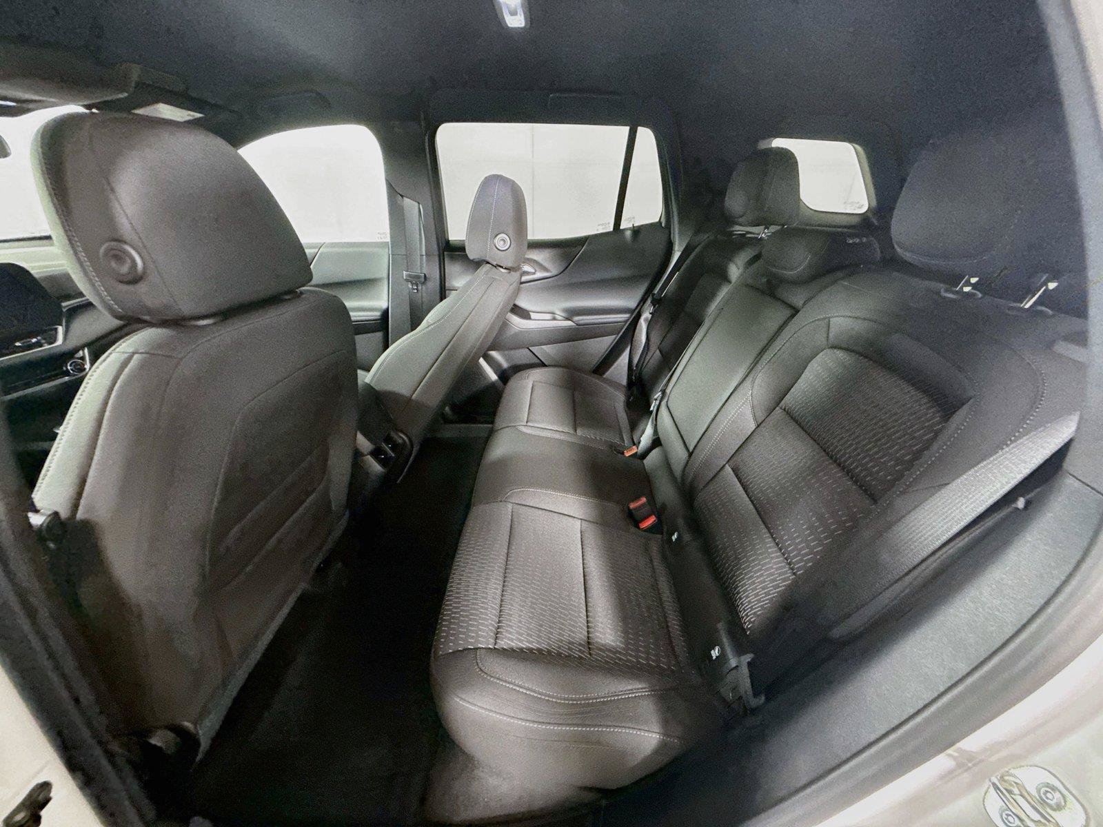New 2027 Chevrolet Equinox LT AWD/4WD image 17
