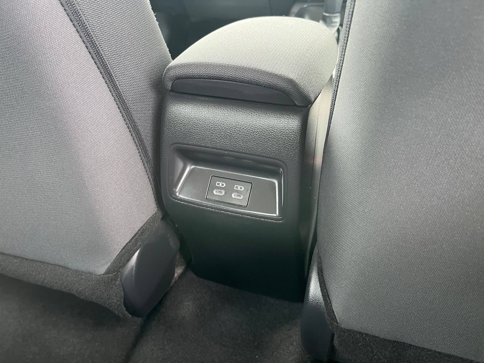 Used 2025 Toyota Corolla LE FWD image 25