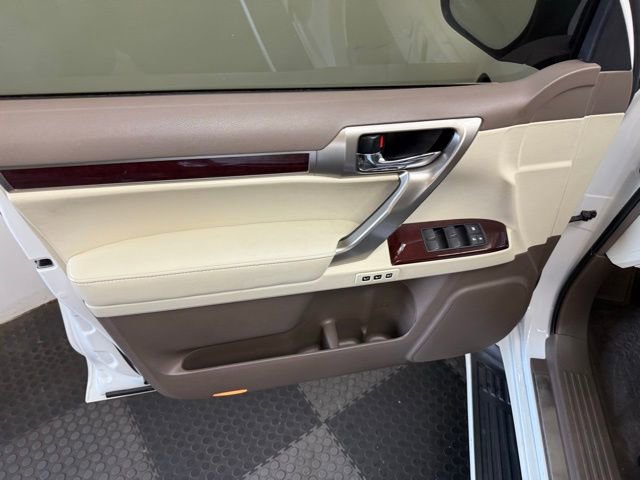 Used 2018 Lexus GX 460 Premium image 16