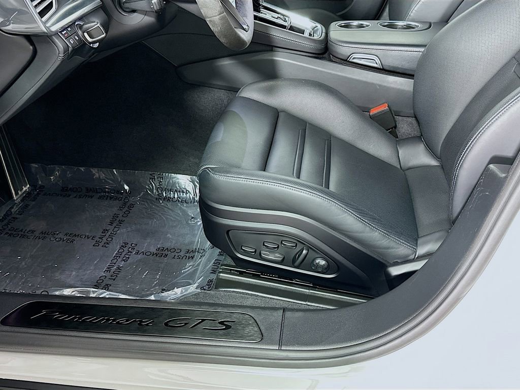 Certified 2022 Porsche Panamera GTS AWD/4WD image 22