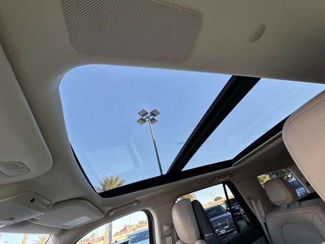 Certified 2022 Lincoln Navigator Reserve image 28