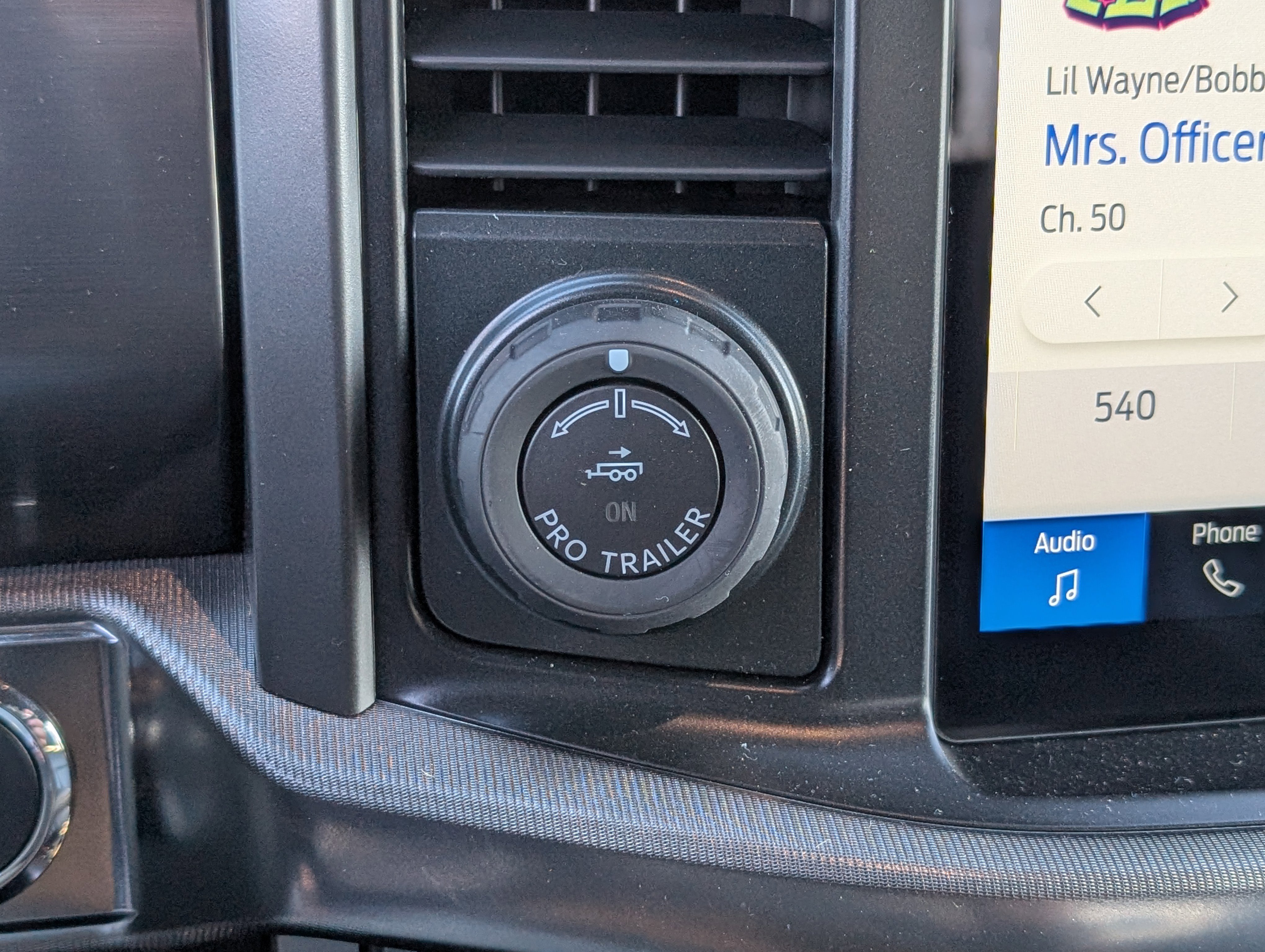 New 2025 Ford F150 Lariat w/ Equipment Group 501A Mid image 22