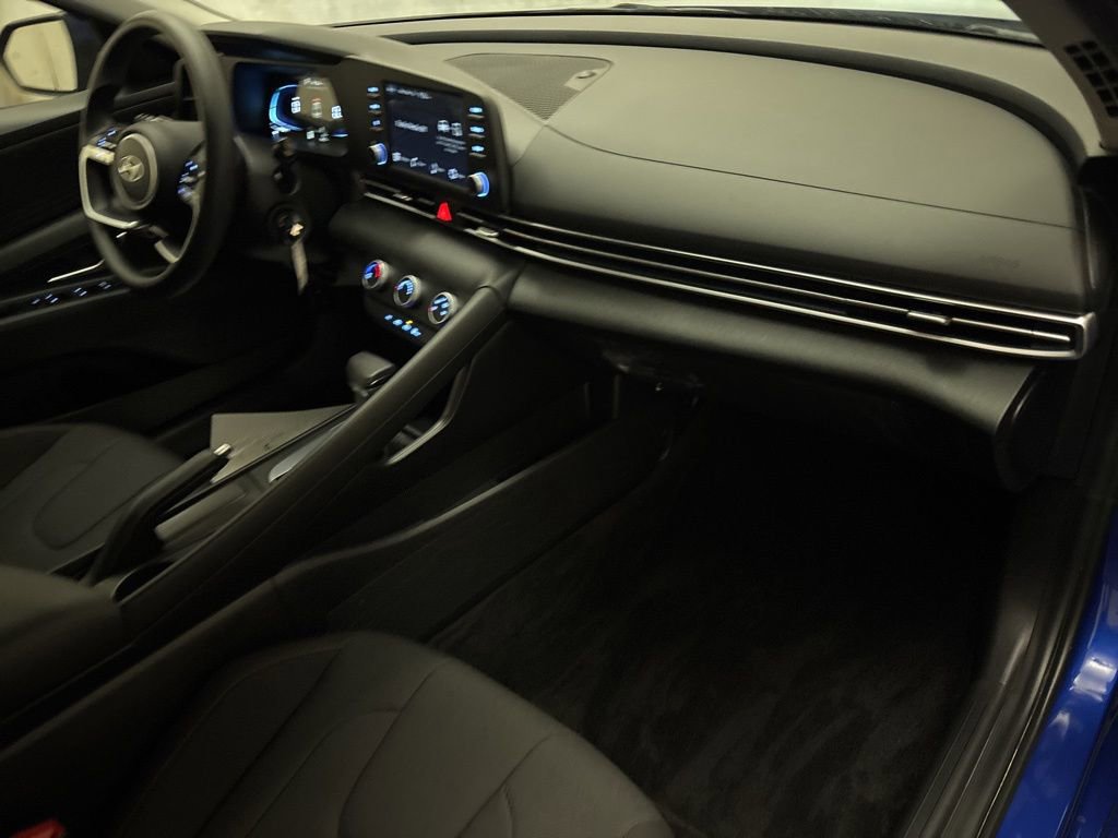 Certified 2026 Hyundai Elantra SE image 22