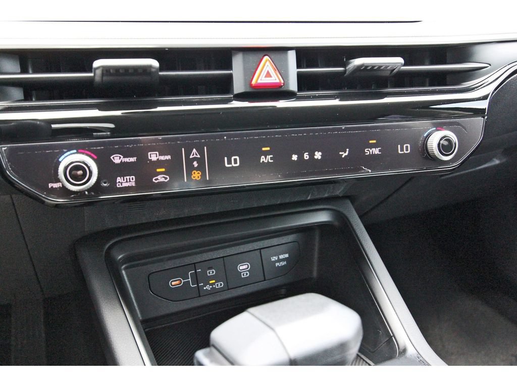 New 2026 Kia K5 LXS FWD image 21