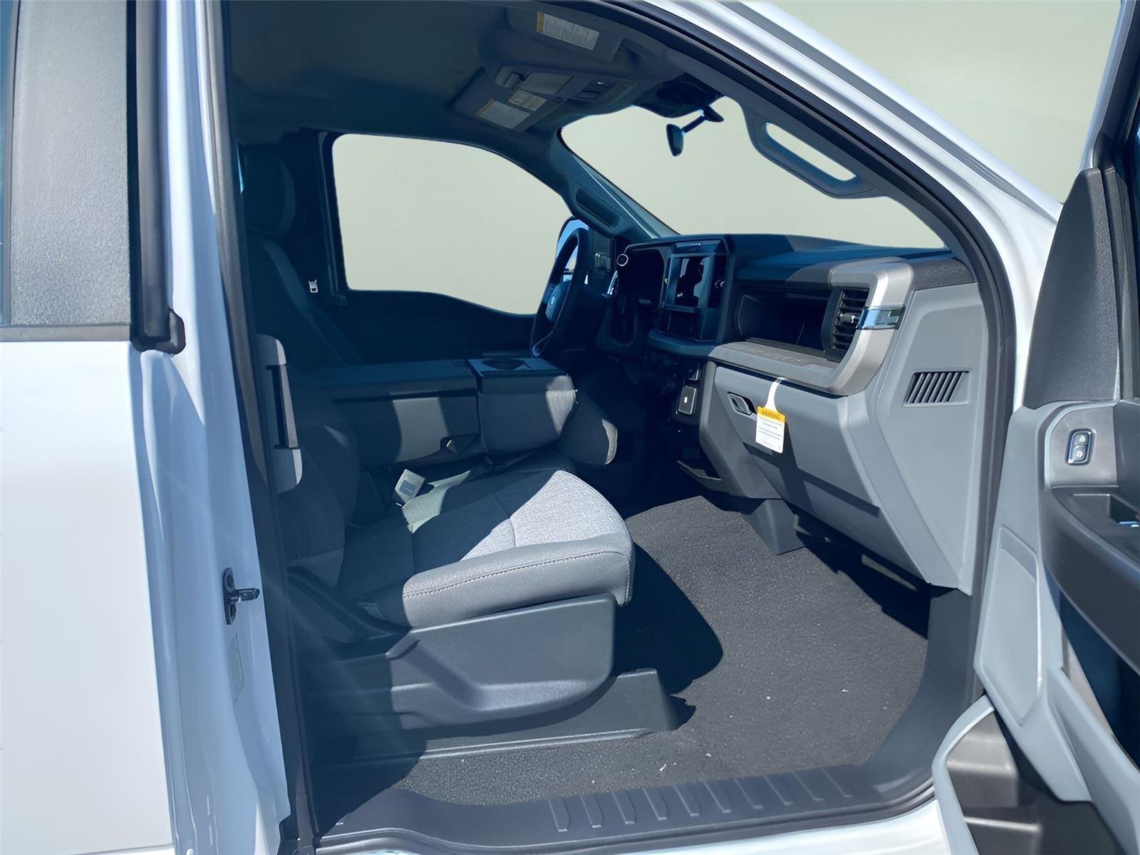 New 2026 Ford F350 XL w/ STX Appearance Package AWD/4WD image 23