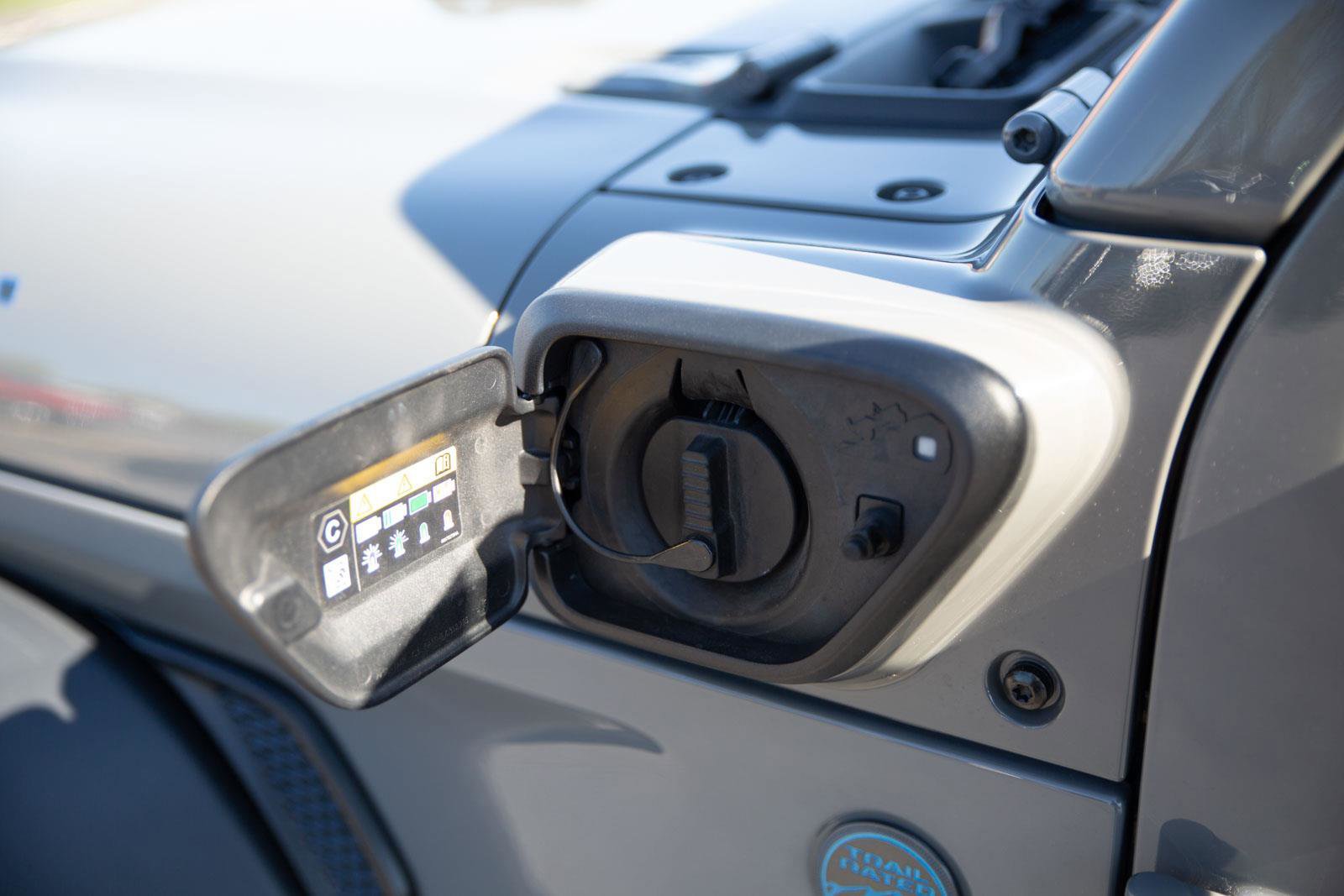 Used 2023 Jeep Wrangler Unlimited w/ Cold Weather Group AWD/4WD image 10