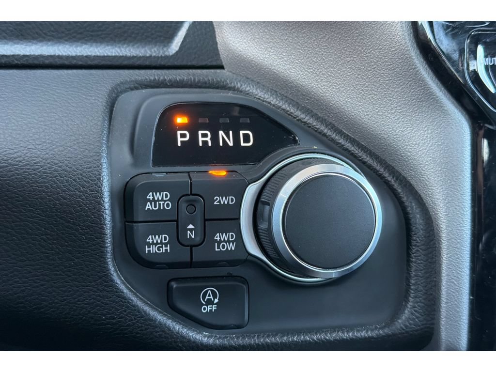 Used 2025 RAM 1500 Big Horn AWD/4WD image 23