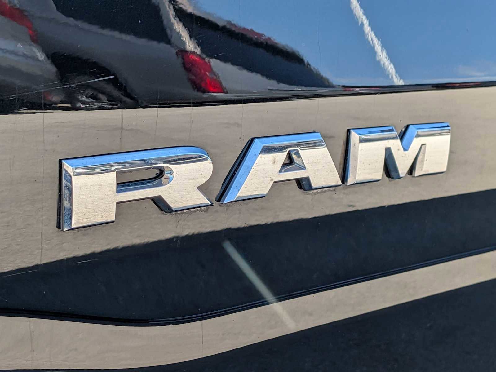 Used 2022 RAM 1500 Laramie AWD/4WD image 10