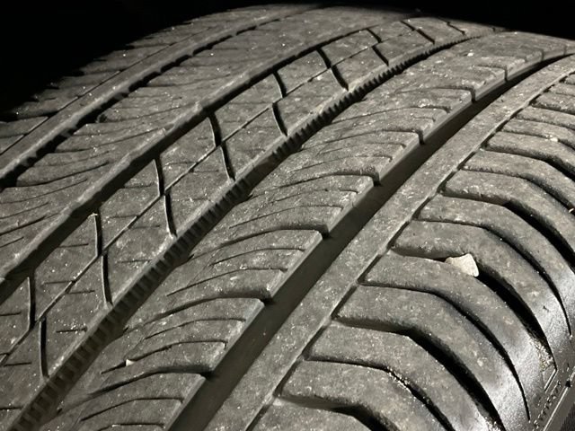 Used 2024 Buick Envision Avenir AWD/4WD image 39
