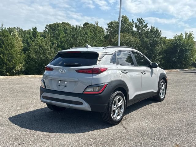 Used 2022 Hyundai Kona SEL w/ Convenience Package FWD image 4