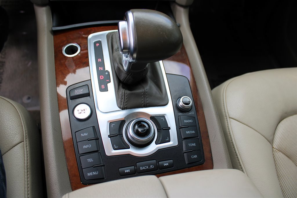 Used 2013 Audi Q7 TDI Prestige w/ Prestige Pkg image 30