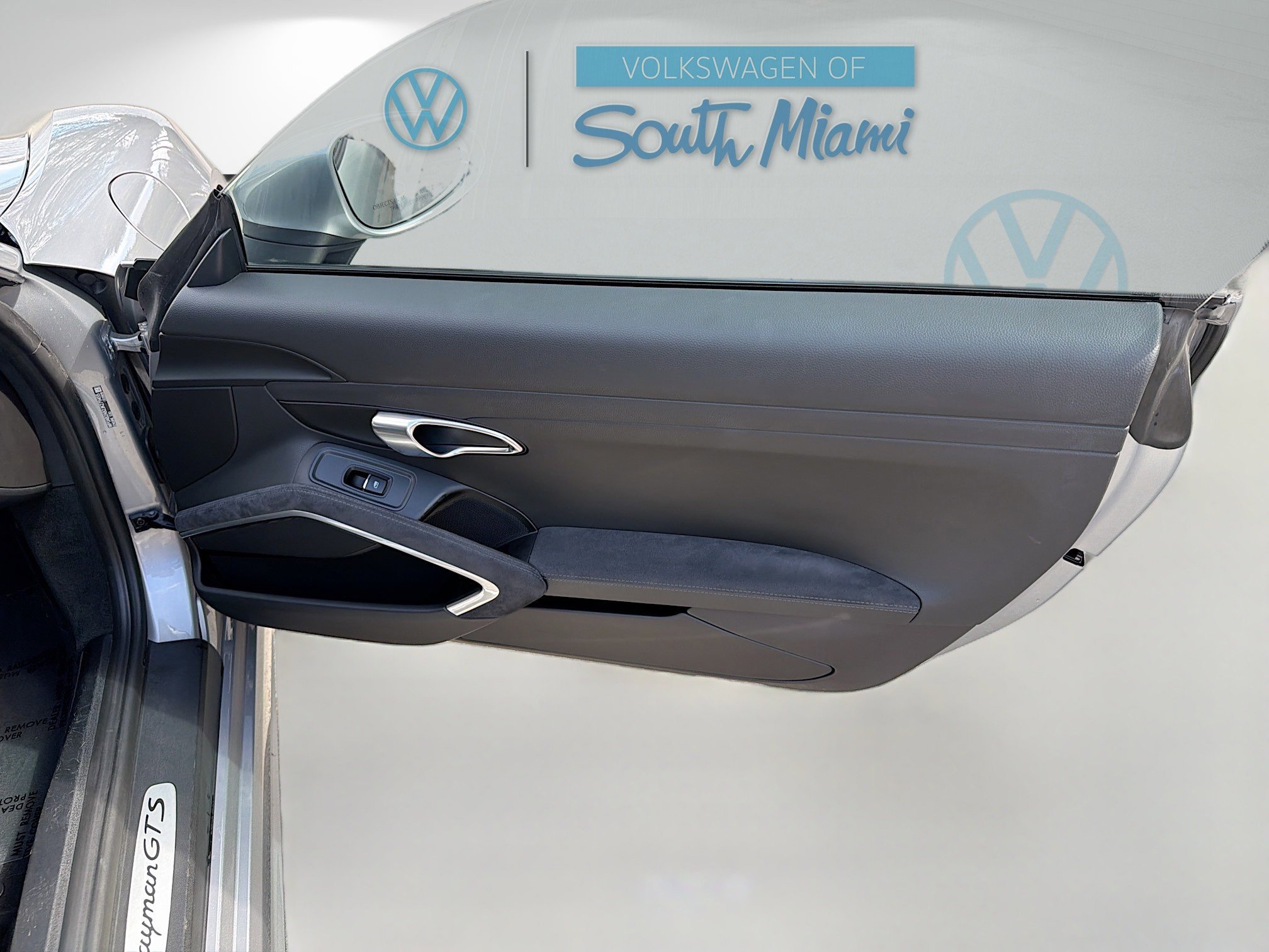 Used 2018 Porsche 718 Cayman GTS image 30