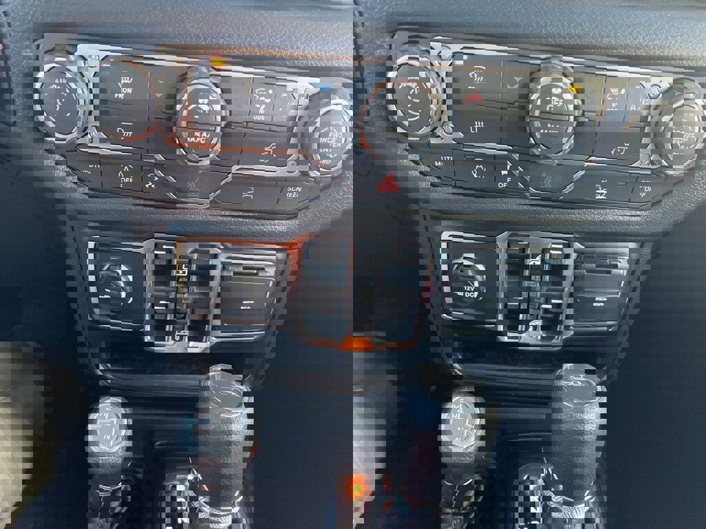 New 2026 Jeep Gladiator Sport image 31