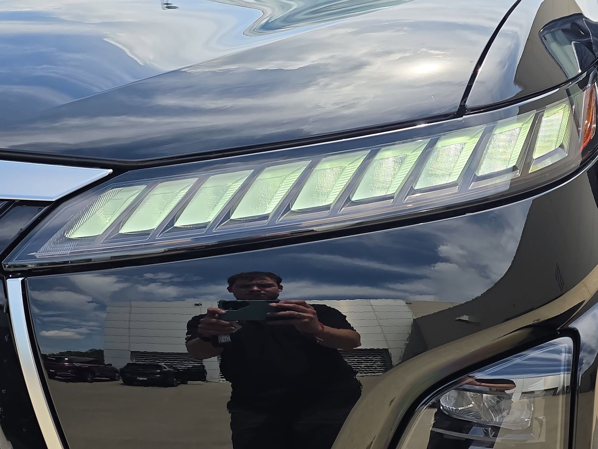 New 2026 INFINITI QX80 Luxe RWD image 30