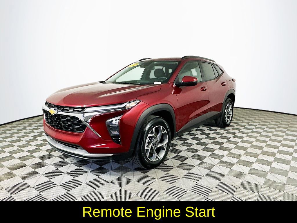 Used 2024 Chevrolet Trax LT w/ Driver Confidence Package image 5