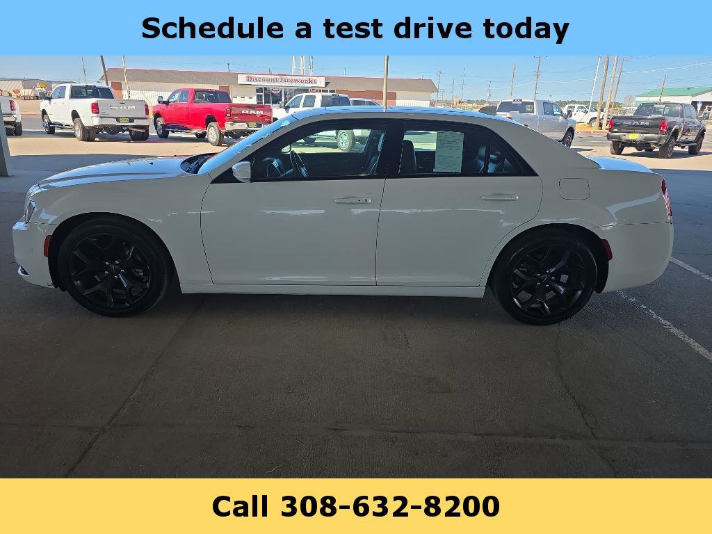 Used 2021 Chrysler 300 S image 8