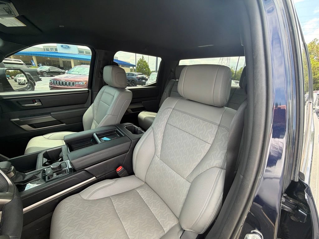 Used 2025 Toyota Tundra SR5 w/ SR5 Premium Package AWD/4WD image 6