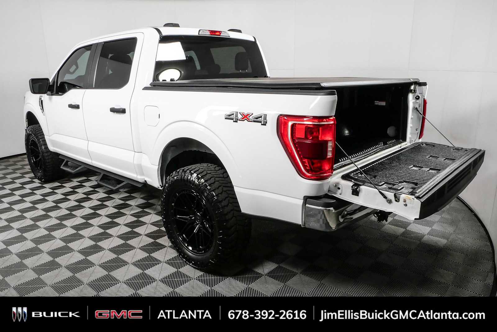 Used 2023 Ford F150 XLT AWD/4WD image 29