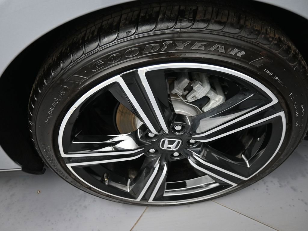 Certified 2025 Honda Accord Sport image 15