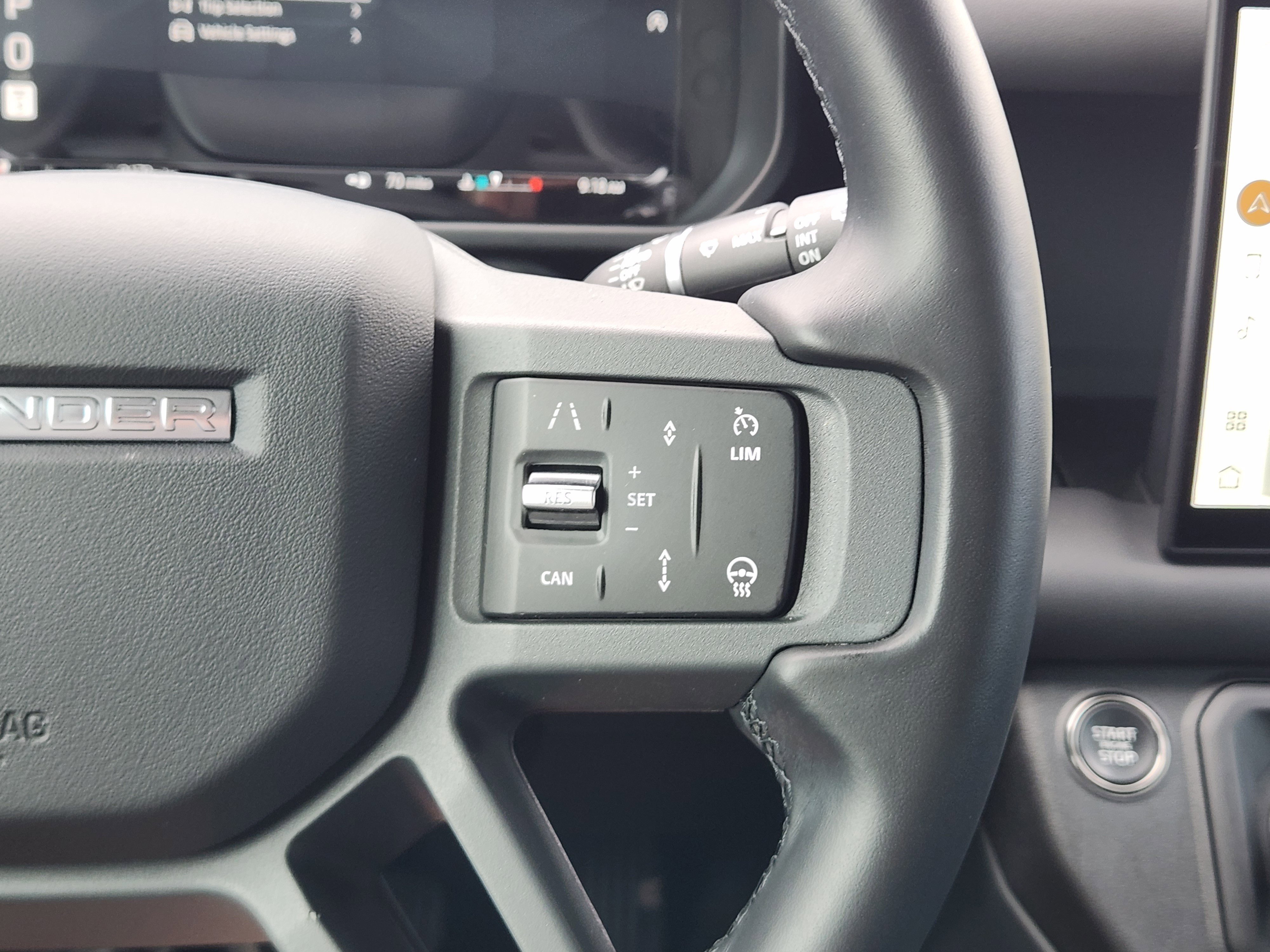 Certified 2025 Land Rover Defender 110 S AWD/4WD image 29