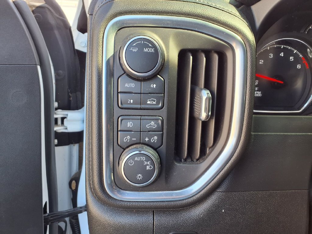Used 2020 Chevrolet Silverado 1500 RST w/ All-Star Edition AWD/4WD image 13