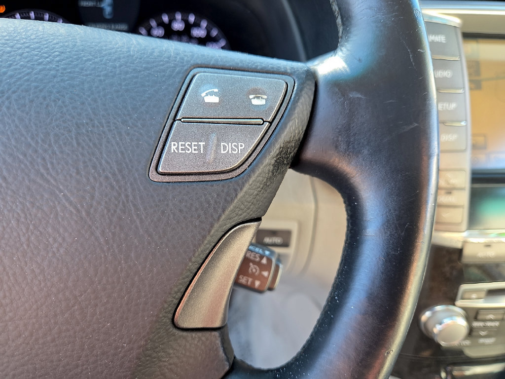 Used 2011 Lexus LS 460 AWD w/ Luxury Value Edition image 24
