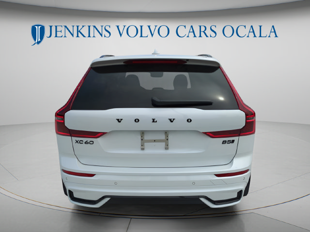 New 2026 Volvo XC60 B5 Ultra w/ Climate Package AWD/4WD image 4