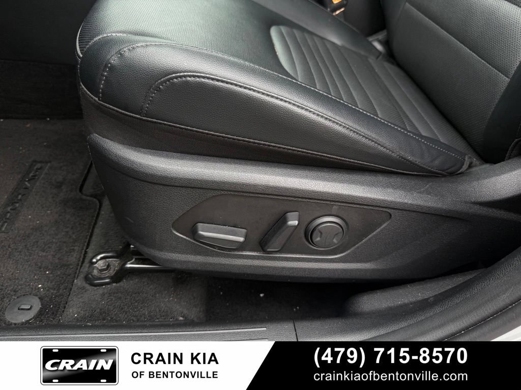 Certified 2025 Kia Sportage SX FWD image 11