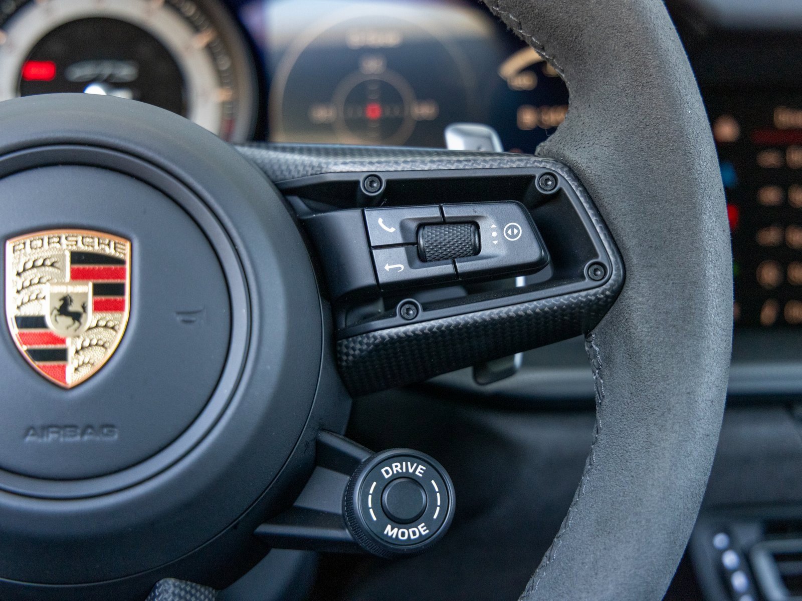 Certified 2024 Porsche 911 Targa 4 GTS image 33