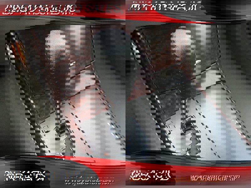 Used 2011 Toyota Avalon Limited image 22