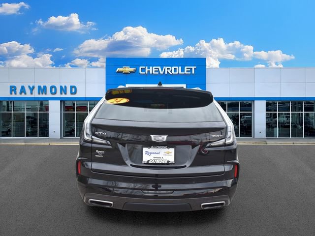 Certified 2024 Cadillac XT4 Sport w/ Technology Package AWD/4WD image 5