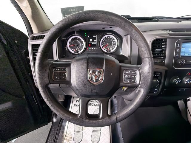 Used 2019 RAM 1500 Express w/ Express Value Package AWD/4WD image 11