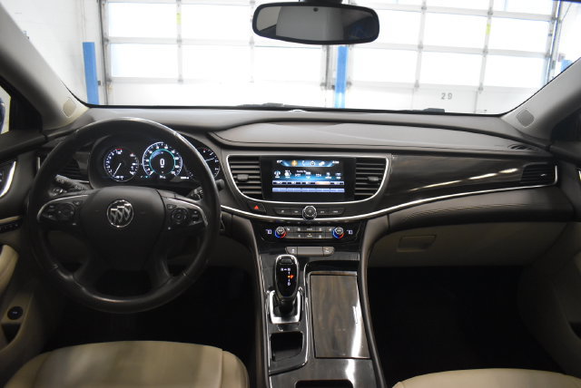 Used 2019 Buick LaCrosse Essence AWD/4WD image 5