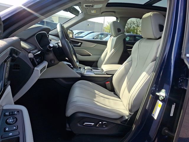 Used 2023 Acura MDX SH-AWD w/ Technology Package image 14
