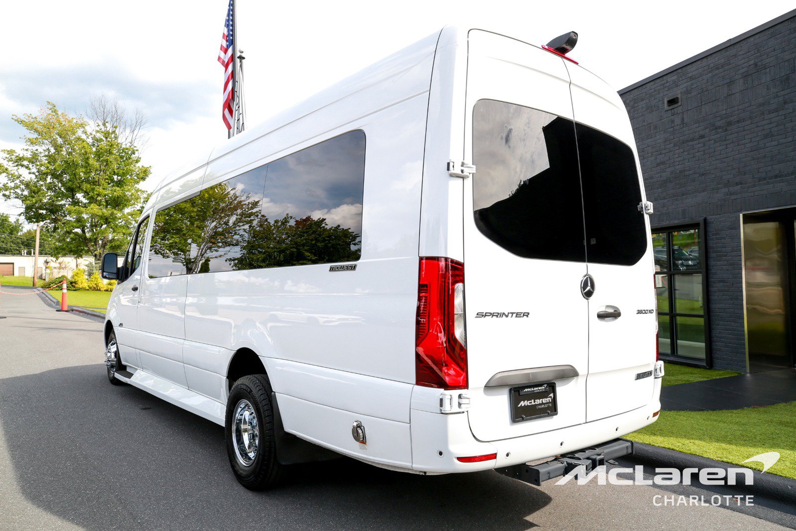 Used 2023 Mercedes-Benz Sprinter 3500 image 6