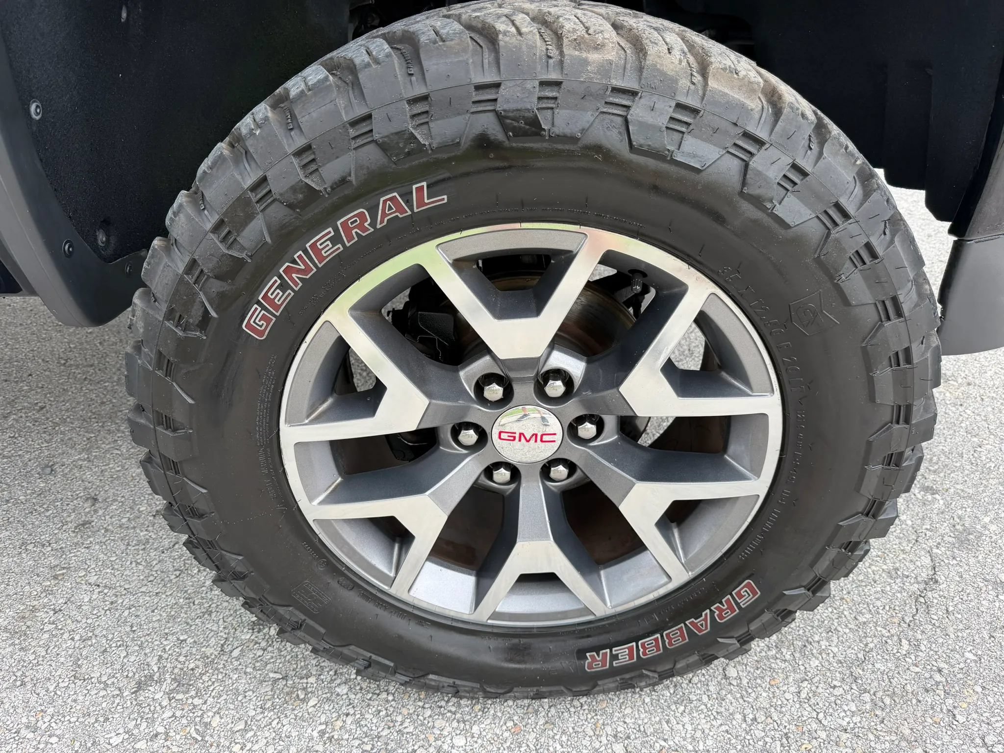 Used 2016 GMC Sierra 1500 SLT w/ All-Terrain Package AWD/4WD image 42