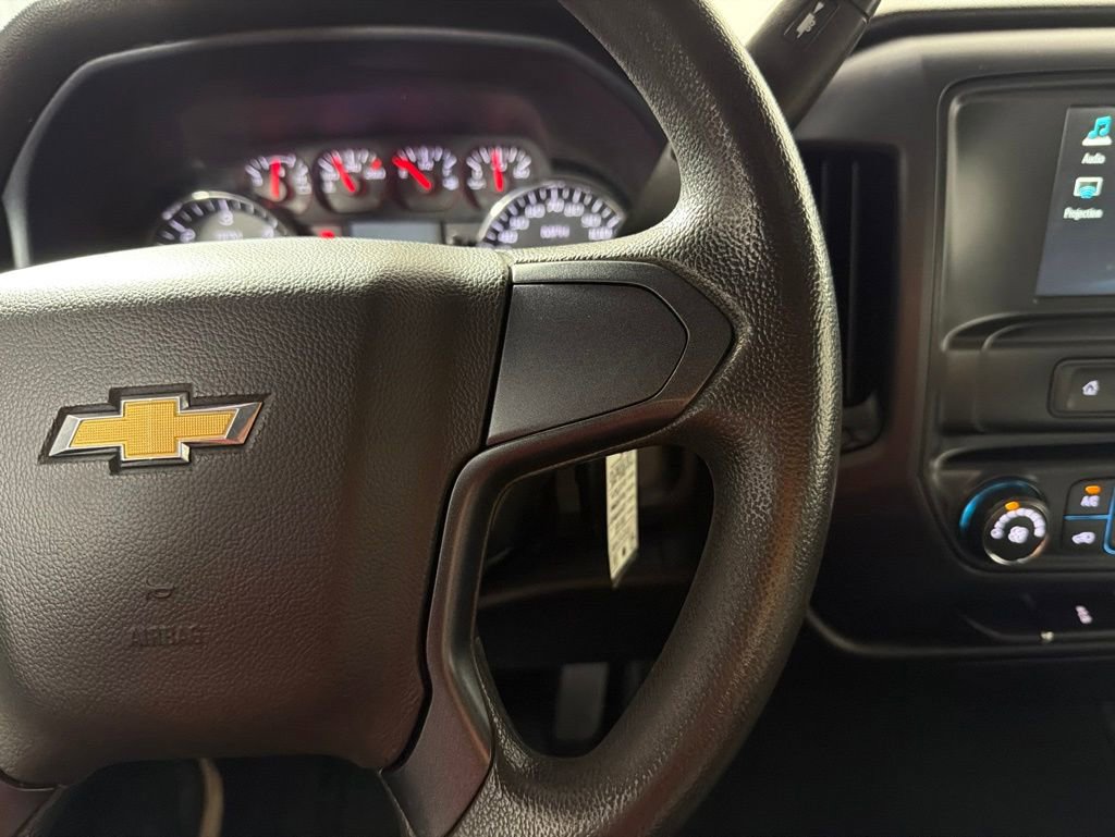 Used 2018 Chevrolet Silverado 1500 Custom w/ Custom Convenience Package RWD image 27