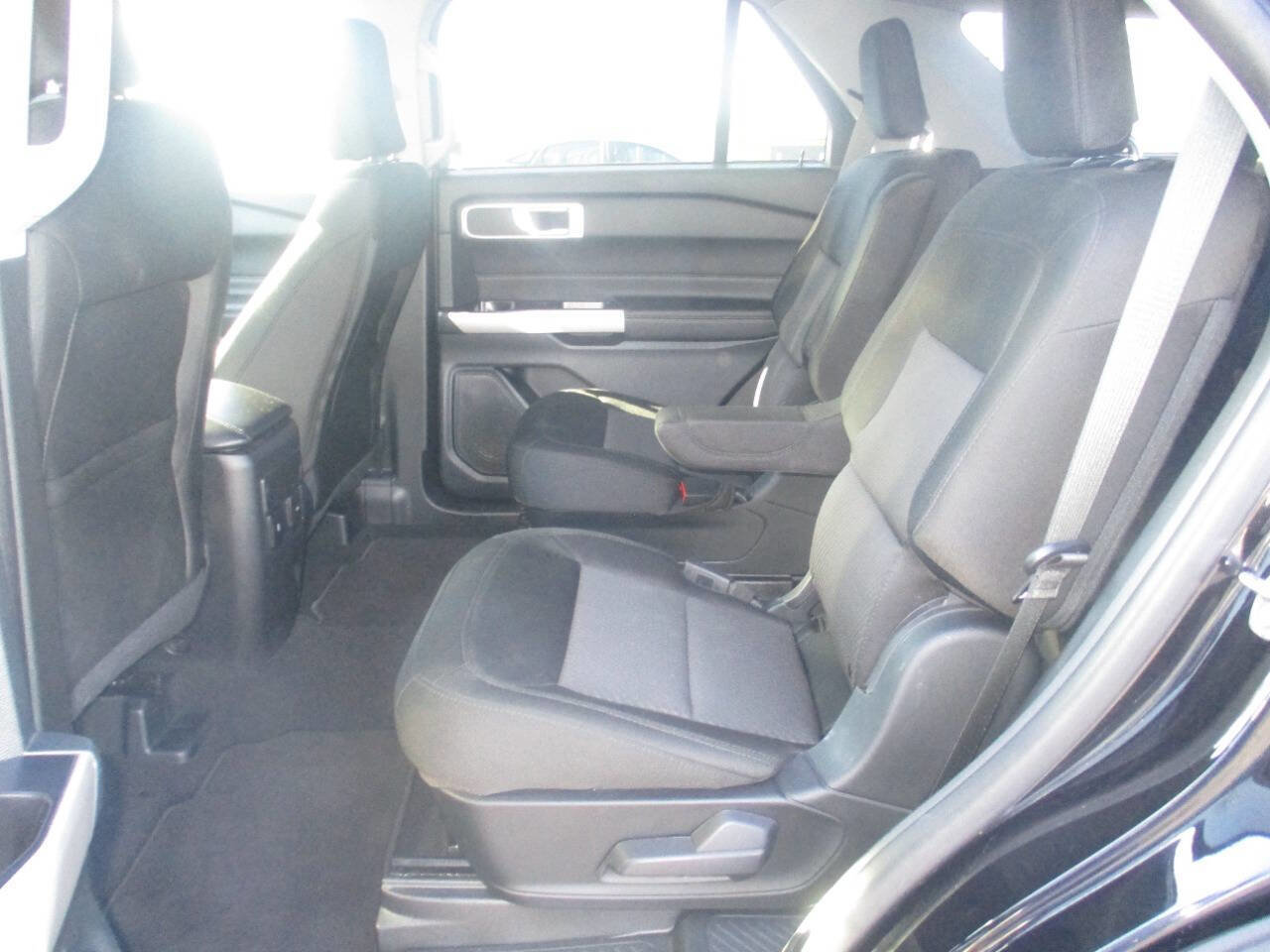 Used 2024 Ford Explorer XLT image 13