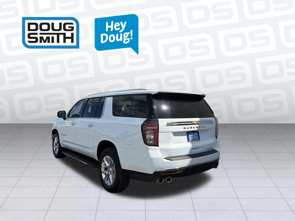 Used 2023 Chevrolet Suburban Premier AWD/4WD image 29