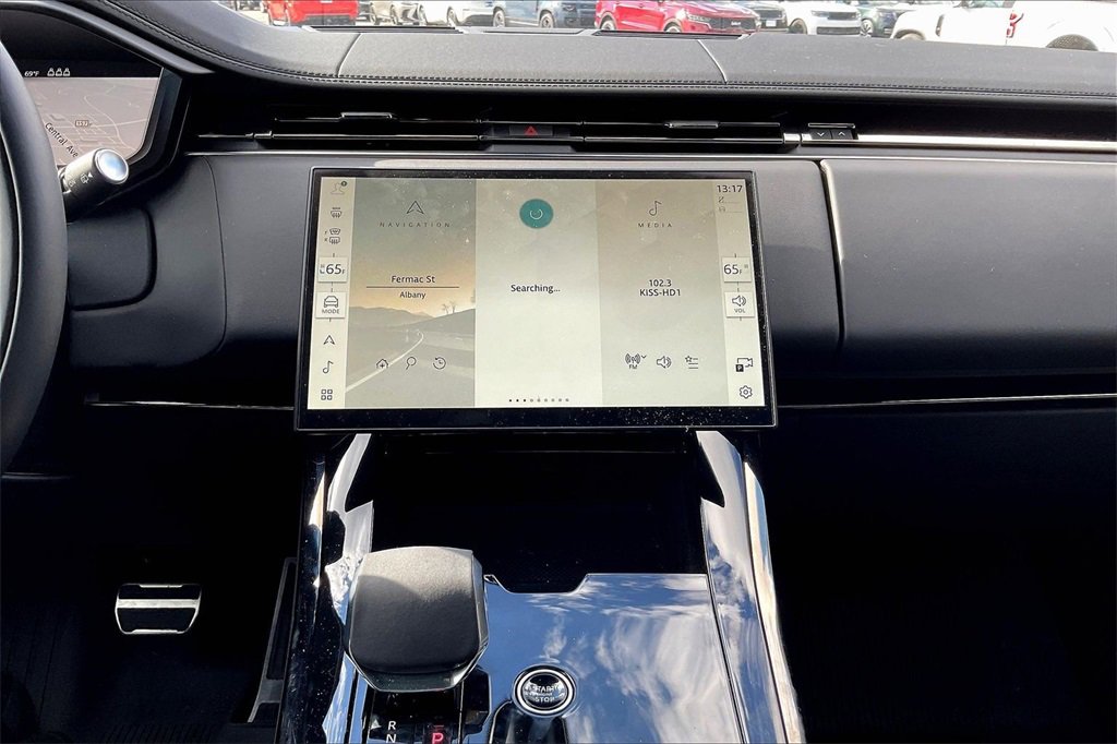 Used 2025 Land Rover Range Rover Sport Dynamic SE image 15