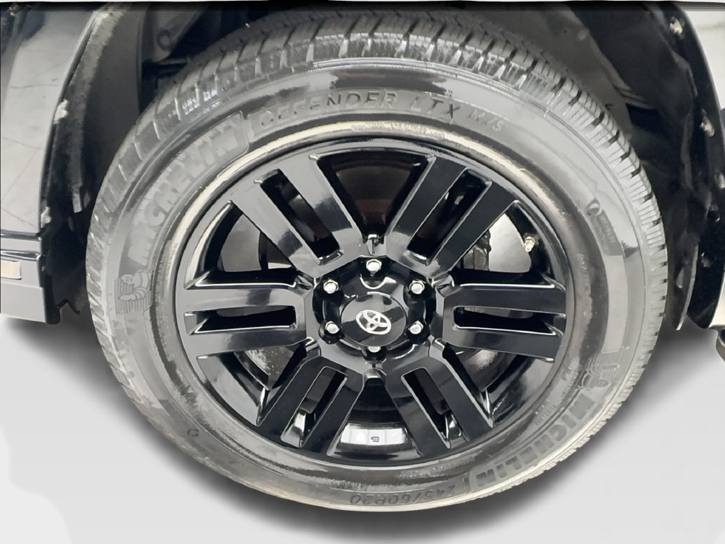Used 2019 Toyota 4Runner Limited AWD/4WD image 15
