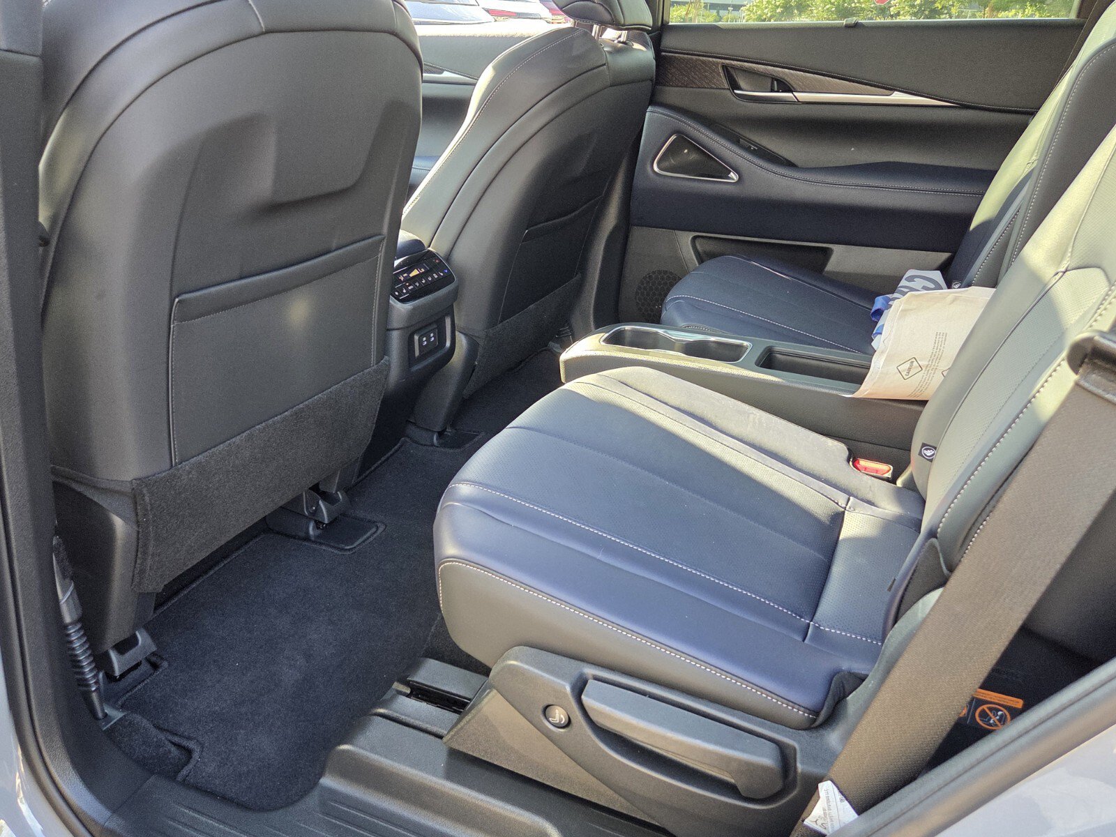 Certified 2026 INFINITI QX60 Sport w/ Dark Cargo Package AWD/4WD image 12