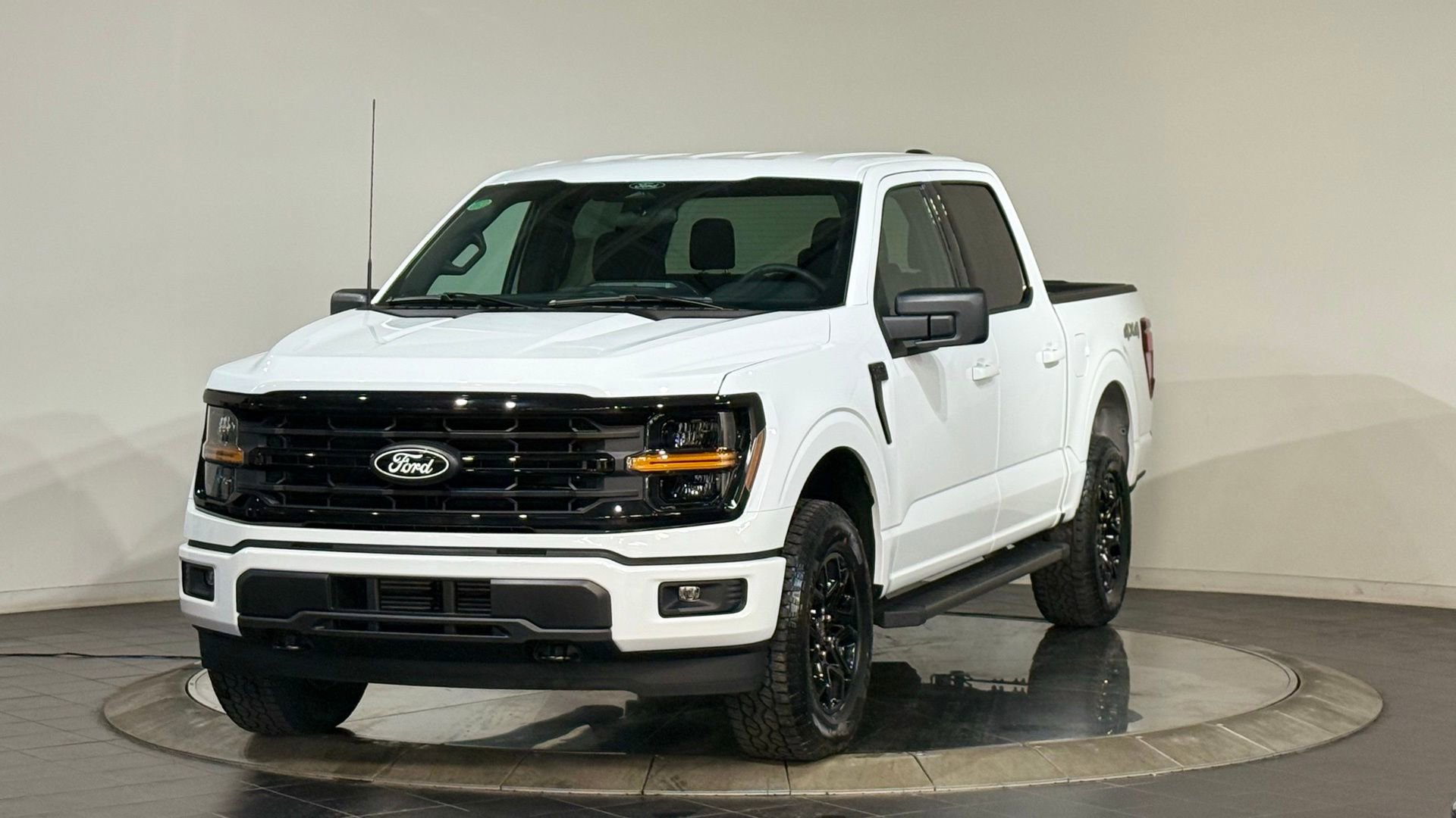 New 2026 Ford F150 XLT w/ XLT Black Appearance Package image 5