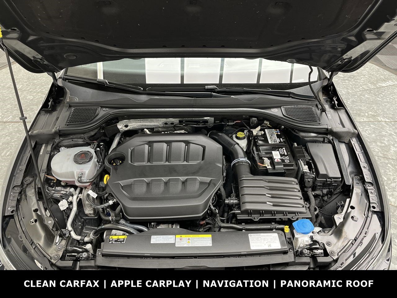 Used 2022 Volkswagen GTI SE FWD image 30