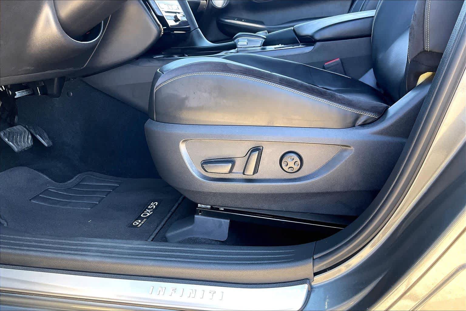 Used 2025 INFINITI QX55 Sensory w/ Lighting Package AWD/4WD image 36