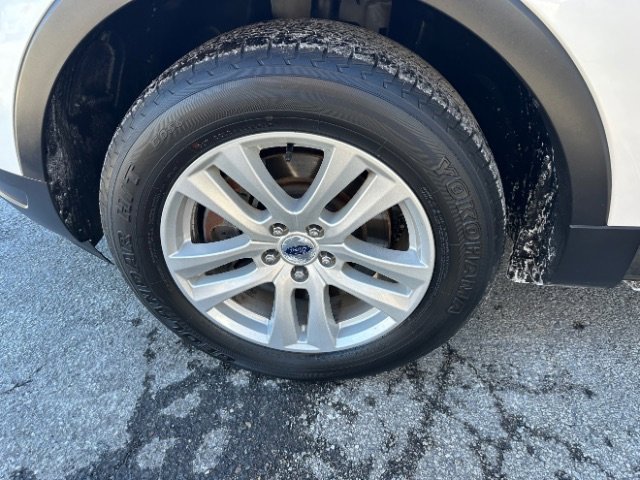 Used 2019 Ford Explorer XLT w/ Equipment Group 202A image 11