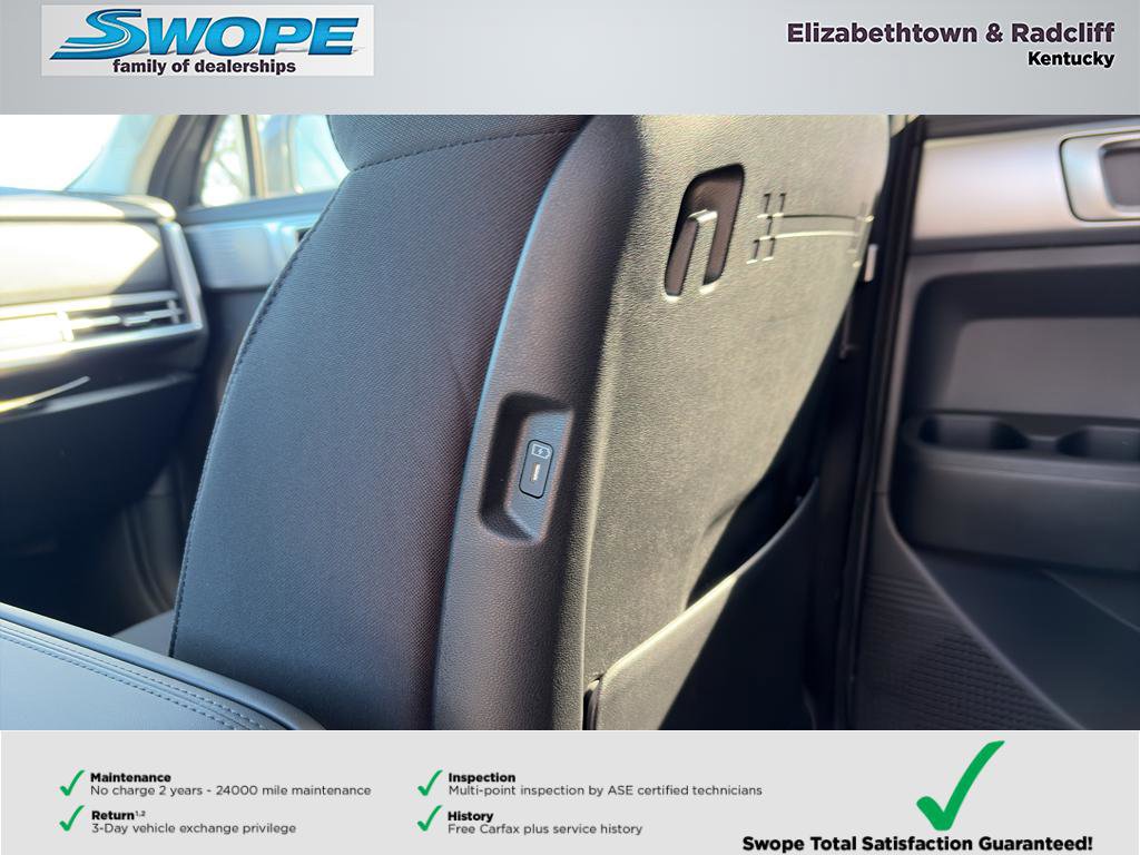 New 2026 Hyundai Santa Fe SE image 13