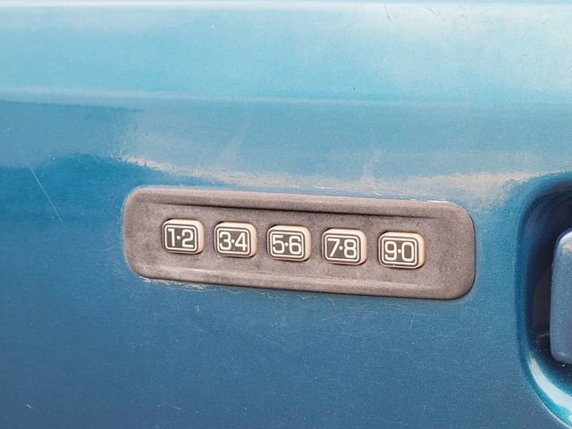 Used 2001 Ford Explorer Sport AWD/4WD image 16